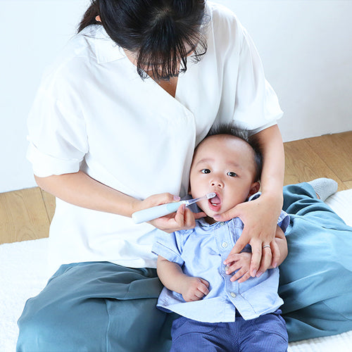 Pigeon Sonic Electric Toothbrush for Baby-Blue 贝亲超声波婴儿电动牙刷 6 months+ 蓝色